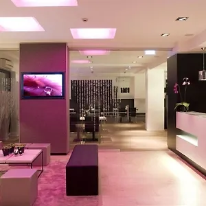 Pearl Design - Frankfurt 호텔